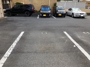 天塚町1丁目白木駐車場