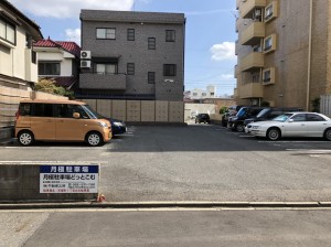 天塚町1丁目白木駐車場