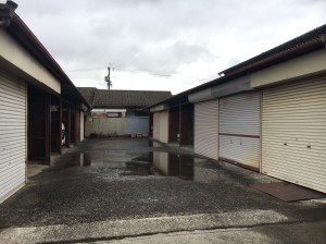 切戸町２丁目屋根付き南谷駐車場