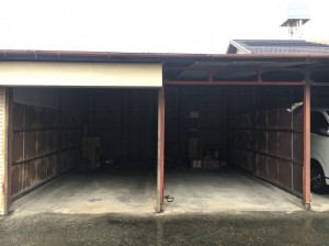 切戸町２丁目屋根付き南谷駐車場