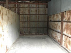 切戸町２丁目屋根付き南谷駐車場