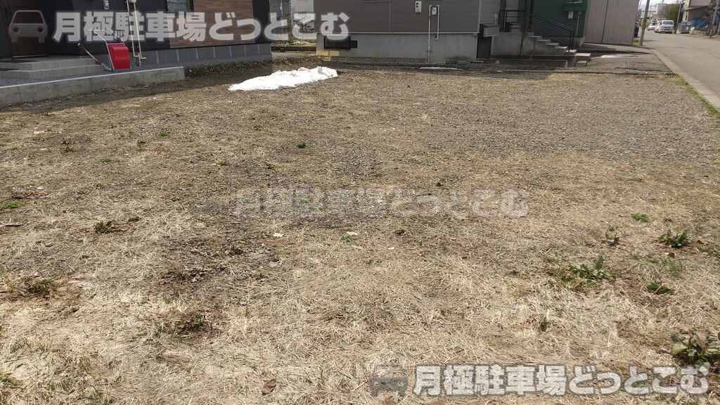 旭川市末広3条7丁目172番38の月極駐車場2