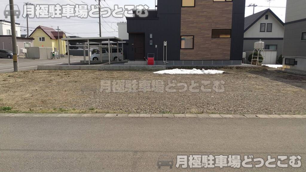 旭川市末広3条7丁目172番38の月極駐車場3