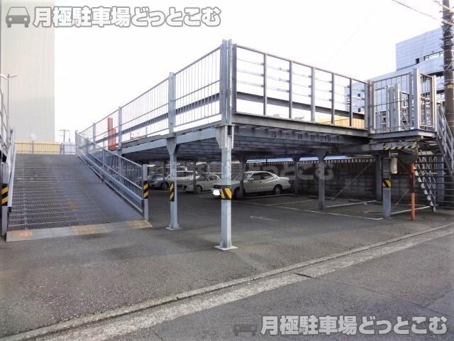 厚木市厚木町1721-1の月極駐車場3