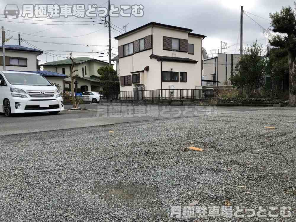 南足柄市狩野734の月極駐車場3