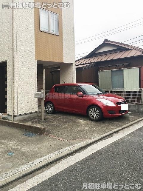 横浜市鶴見区下末吉2-8-9の月極駐車場2