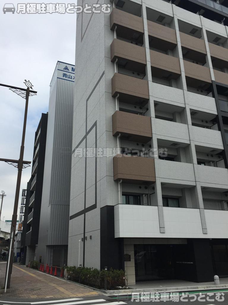 横浜市神奈川区神奈川2丁目8-1の月極駐車場3