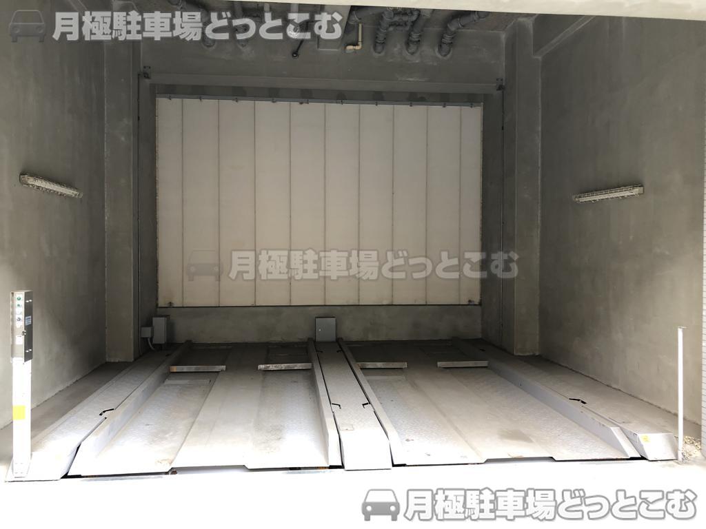 川崎市川崎区本町1-4-15の月極駐車場4