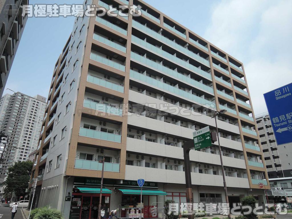 横浜市鶴見区鶴見中央4-9-17の月極駐車場3