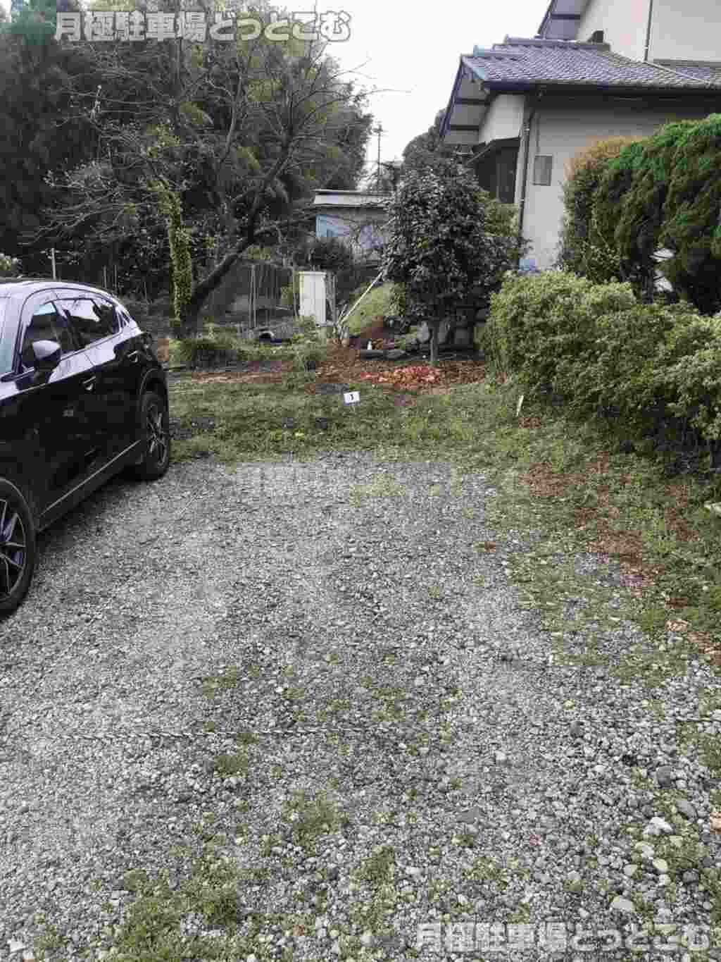 横浜市神奈川区菅田町1833-5,1833-6の月極駐車場3