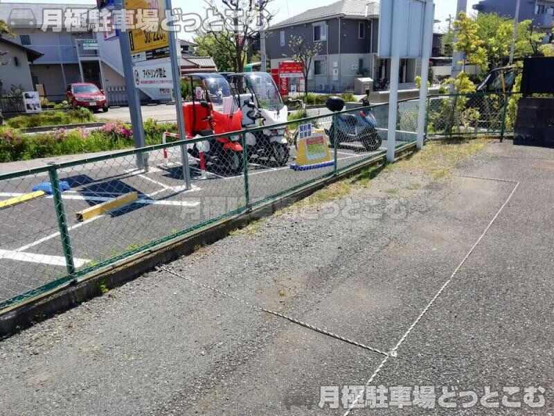 藤沢市辻堂3-1-55の月極駐車場2