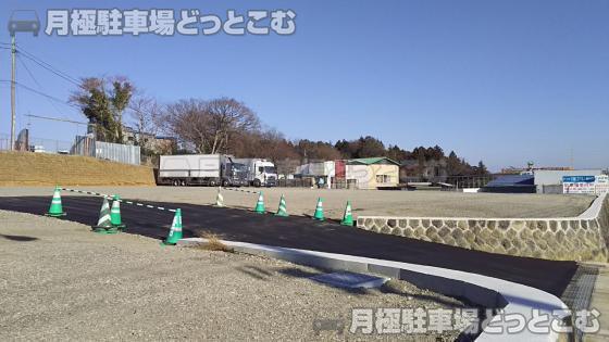 横浜市泉区和泉町7398-1の月極駐車場1