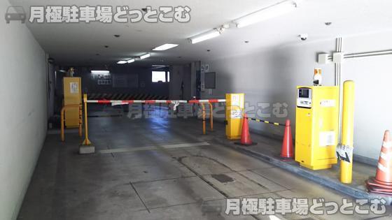 横浜市旭区笹野台1-31-12の月極駐車場3