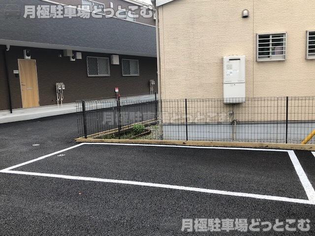 川崎市麻生区下麻生593-2の月極駐車場2