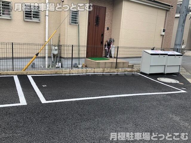 川崎市麻生区下麻生593-2の月極駐車場3