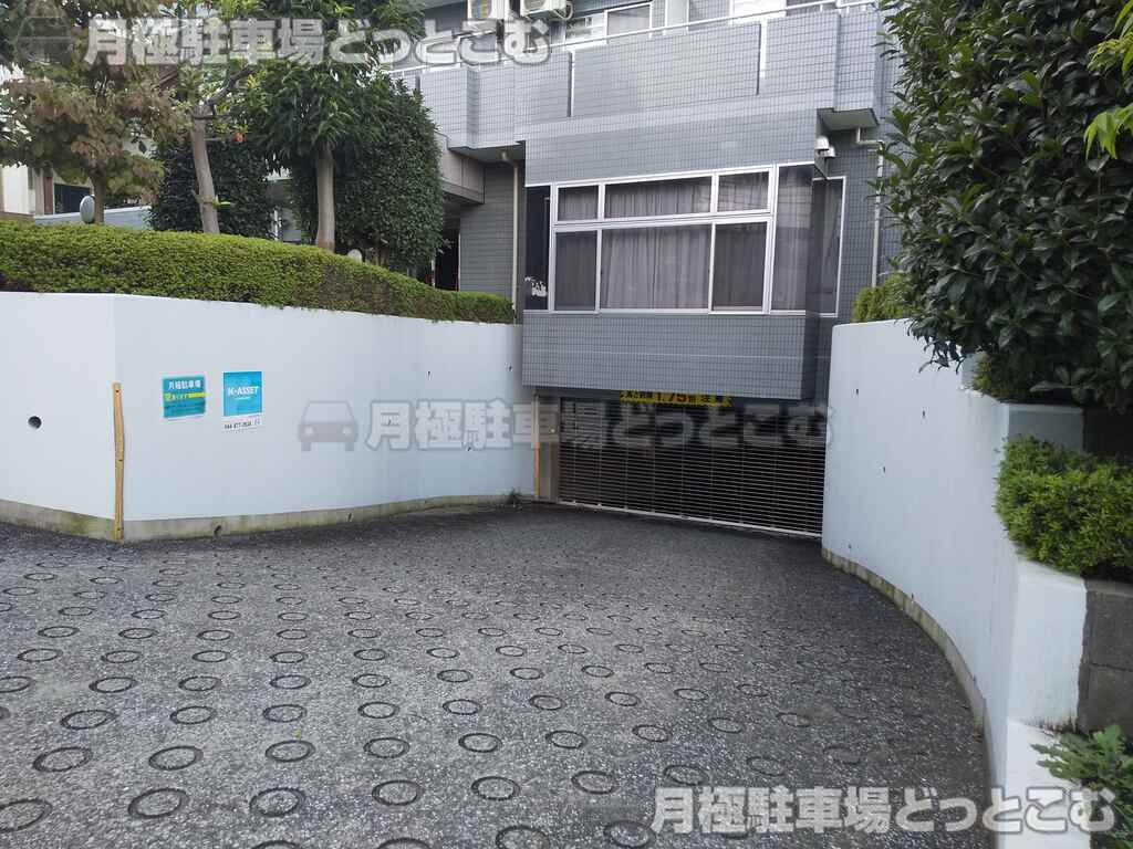 川崎市高津区下作延2丁目27番地7号の月極駐車場3
