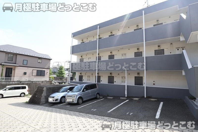 横浜市磯子区洋光台5-8-26の月極駐車場2