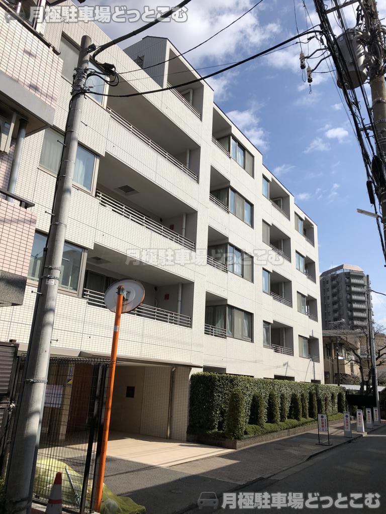 川崎市中原区丸子通2-428-1の月極駐車場3