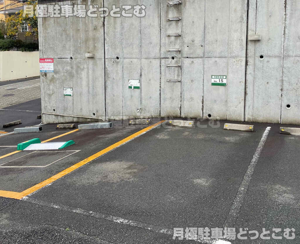 横浜市青葉区すみよし台2-31の月極駐車場2