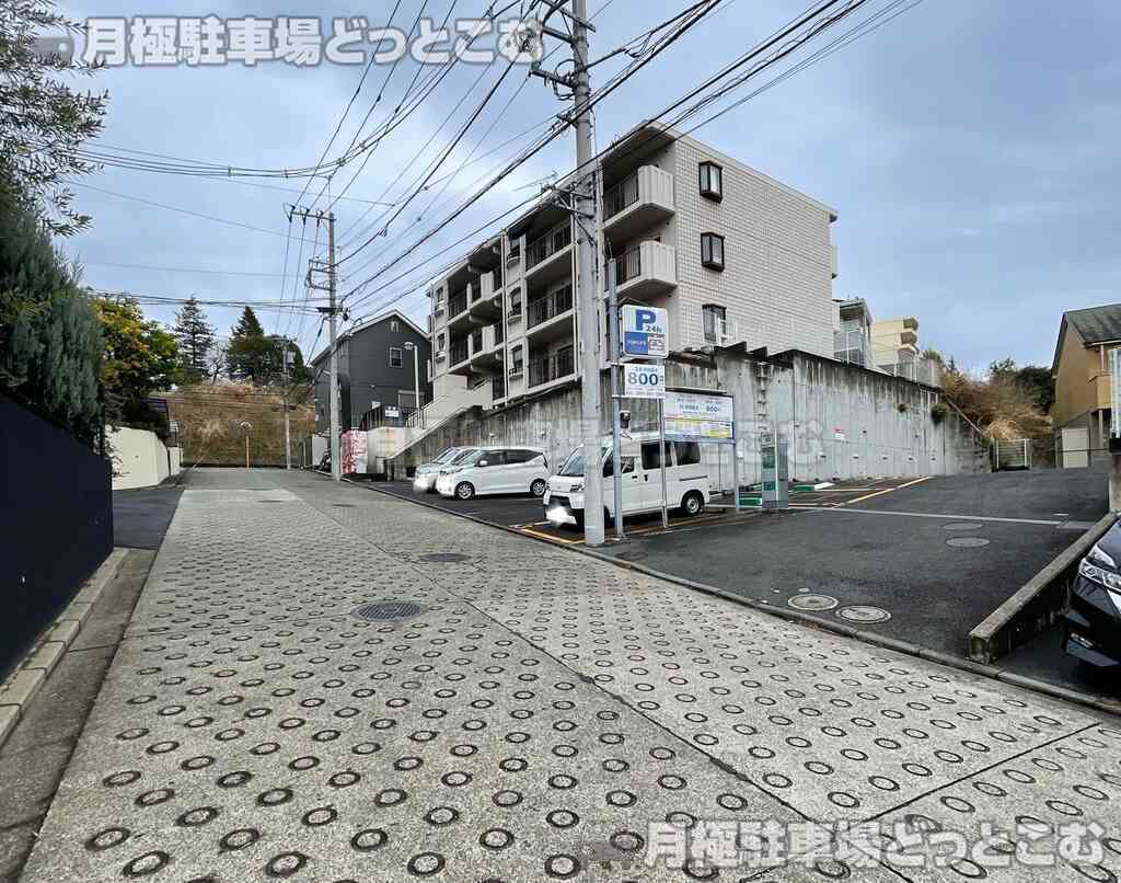 横浜市青葉区すみよし台2-31の月極駐車場3
