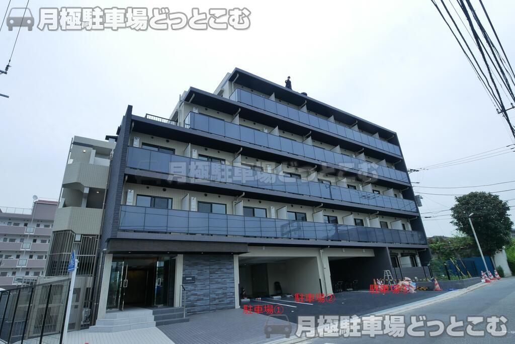 川崎市中原区中丸子388-1の月極駐車場3