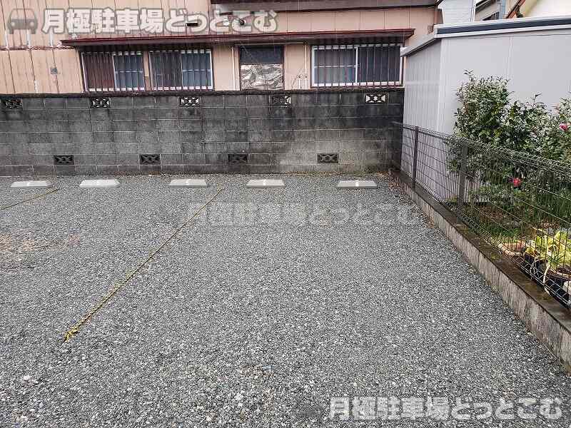 平塚市纒621-1の月極駐車場3