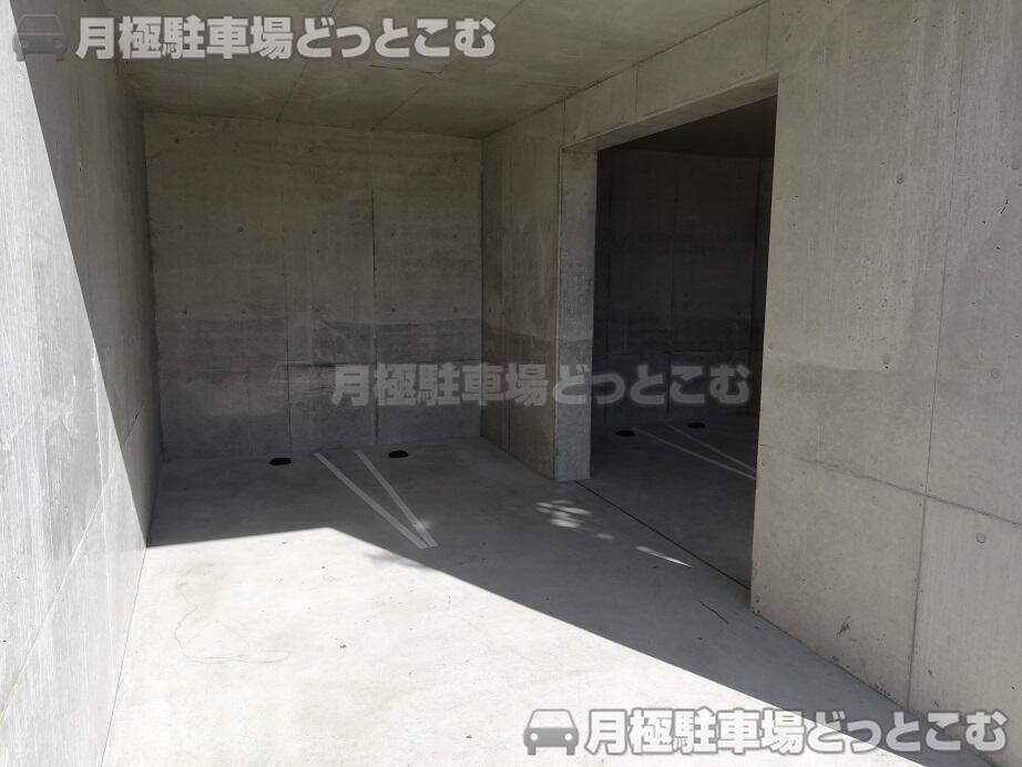 横浜市港北区菊名5-5-40の月極駐車場2