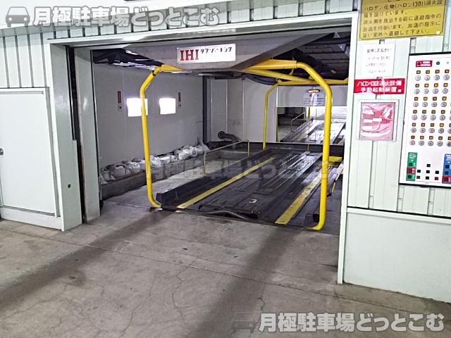 横浜市西区平沼1-13-14の月極駐車場2