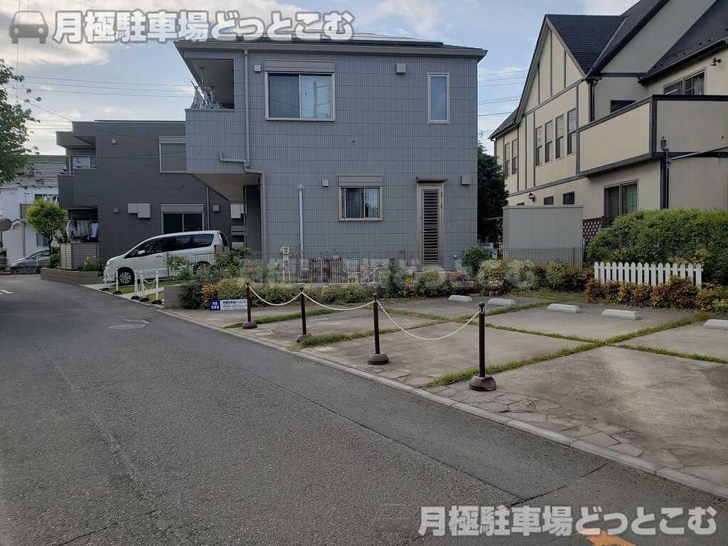 藤沢市鵠沼桜が岡2889-3, 2889-4の月極駐車場2