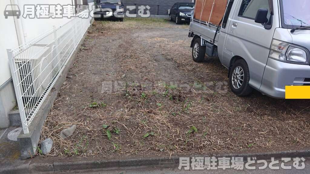 藤沢市弥勒寺498-1の月極駐車場2