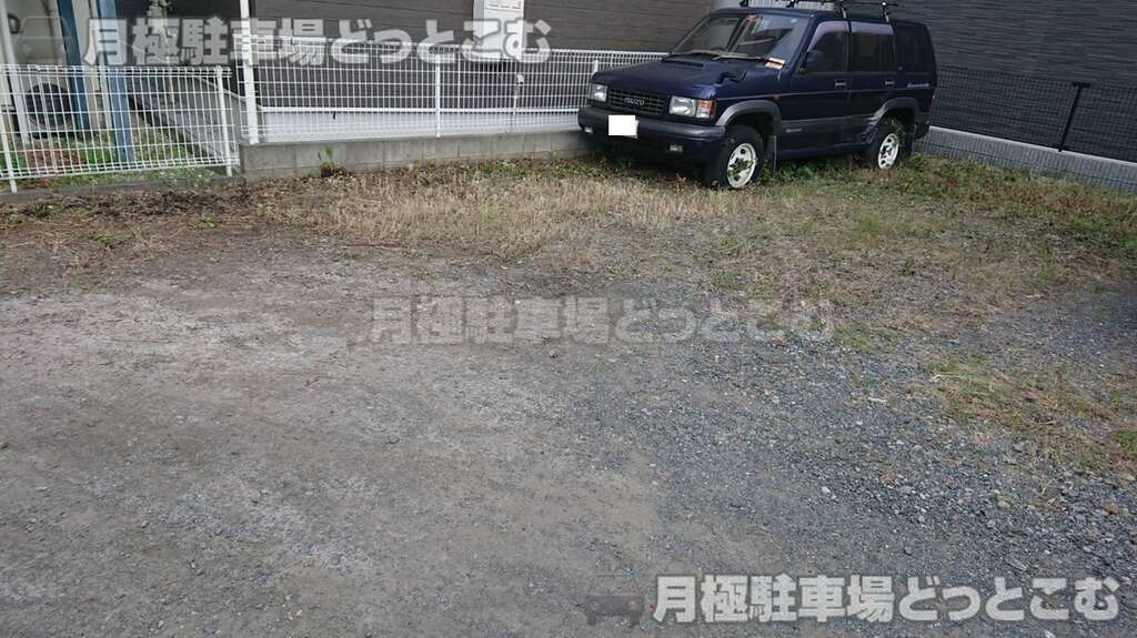 藤沢市弥勒寺498-1の月極駐車場3