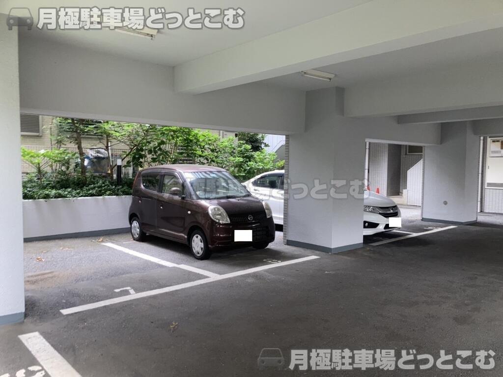 相模原市緑区橋本3-20-17の月極駐車場2