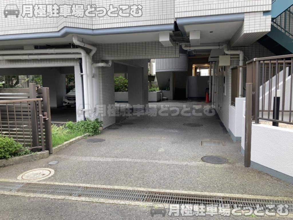 相模原市緑区橋本3-20-17の月極駐車場4