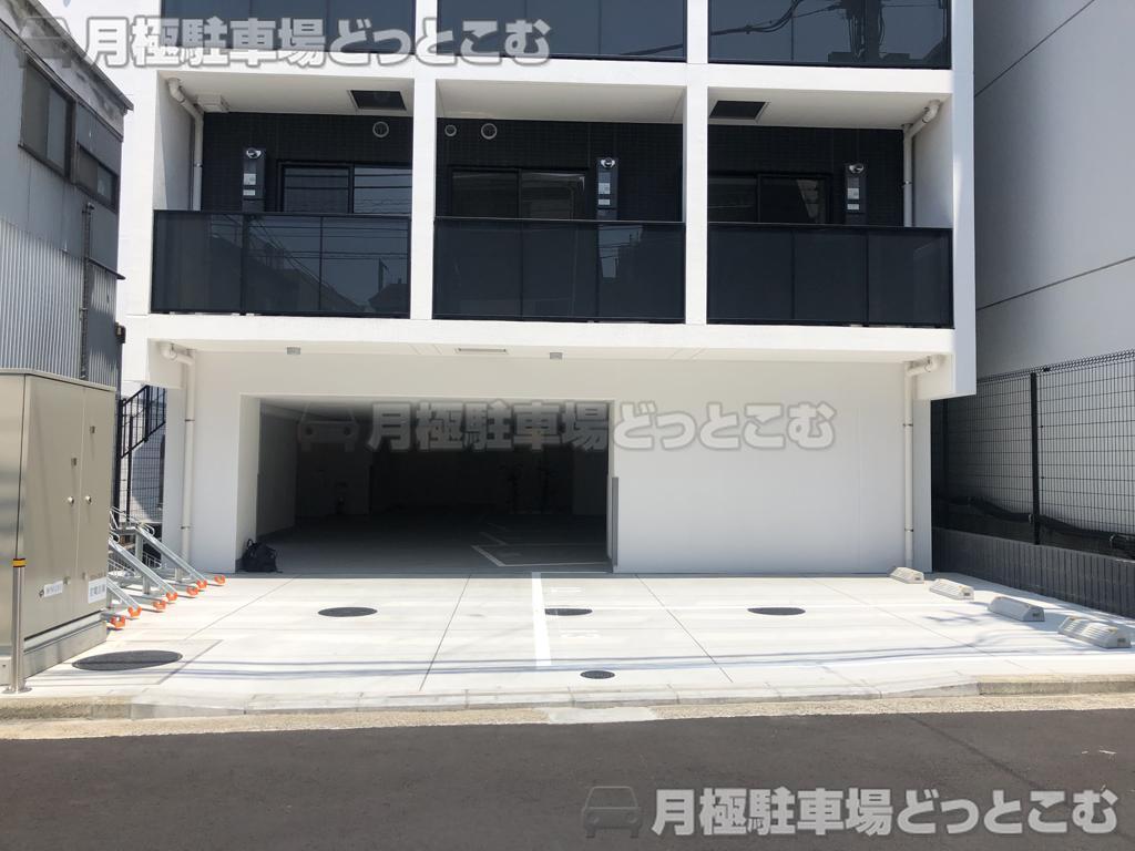 横浜市南区睦町1-5-3の月極駐車場3