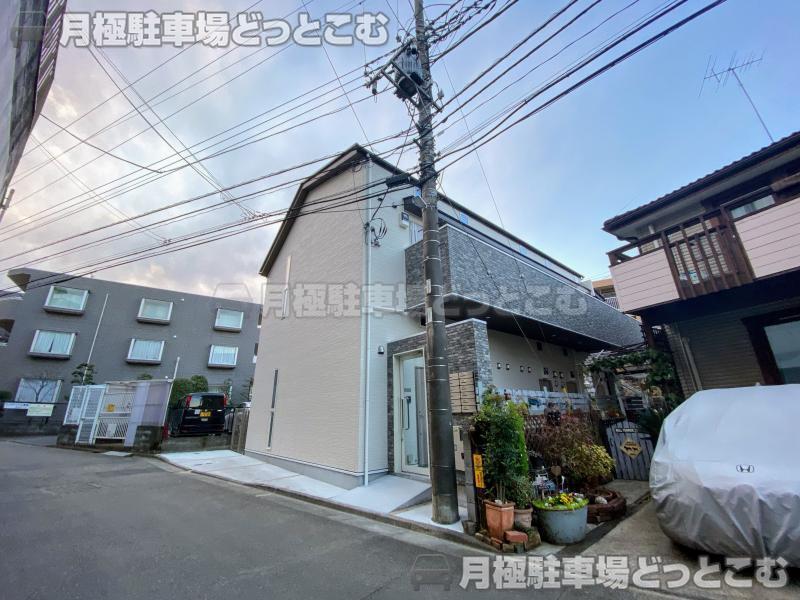 川崎市多摩区西生田3-2-20の月極駐車場2