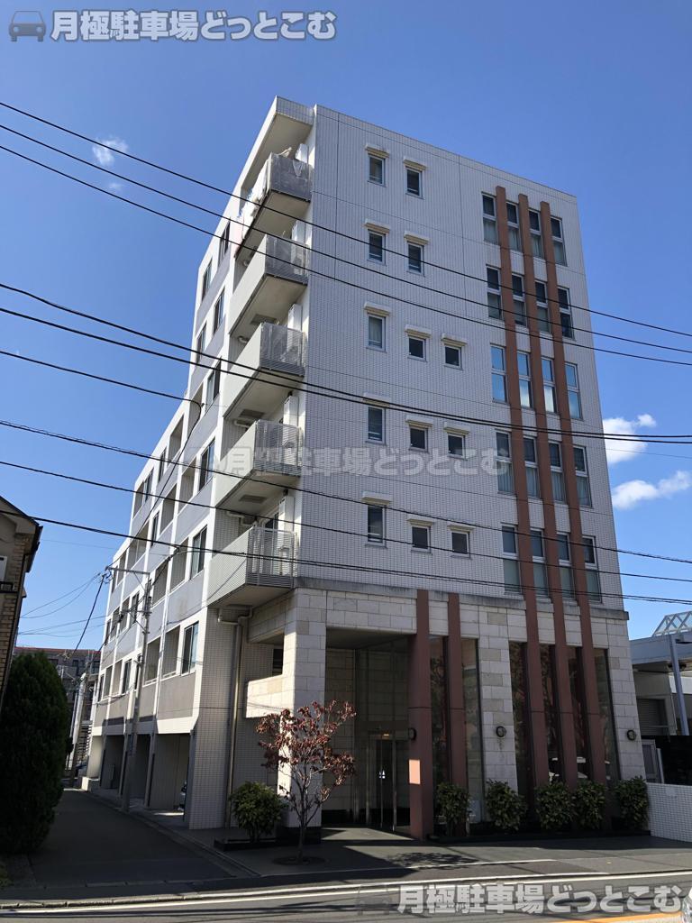 横浜市港北区大倉山1-25-2の月極駐車場3