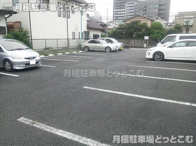 さいたま市大宮区土手町2-93-2の月極駐車場2