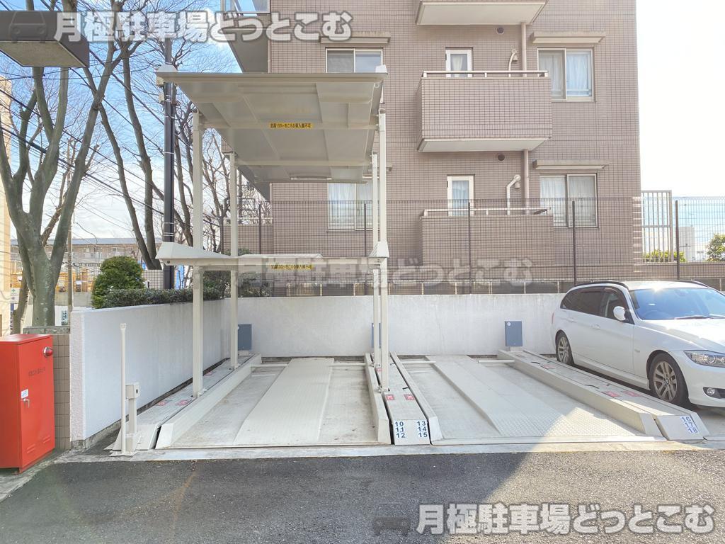 横浜市青葉区美しが丘5-2-1の月極駐車場3