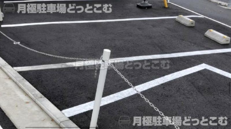 横浜市港北区新吉田町3585-1の月極駐車場1