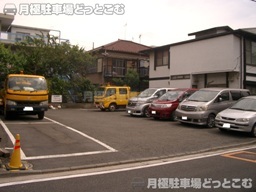 横浜市鶴見区栄町通1-9-11の月極駐車場1