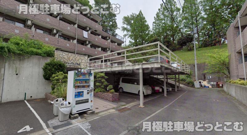 川崎市麻生区上麻生5-14-1の月極駐車場1