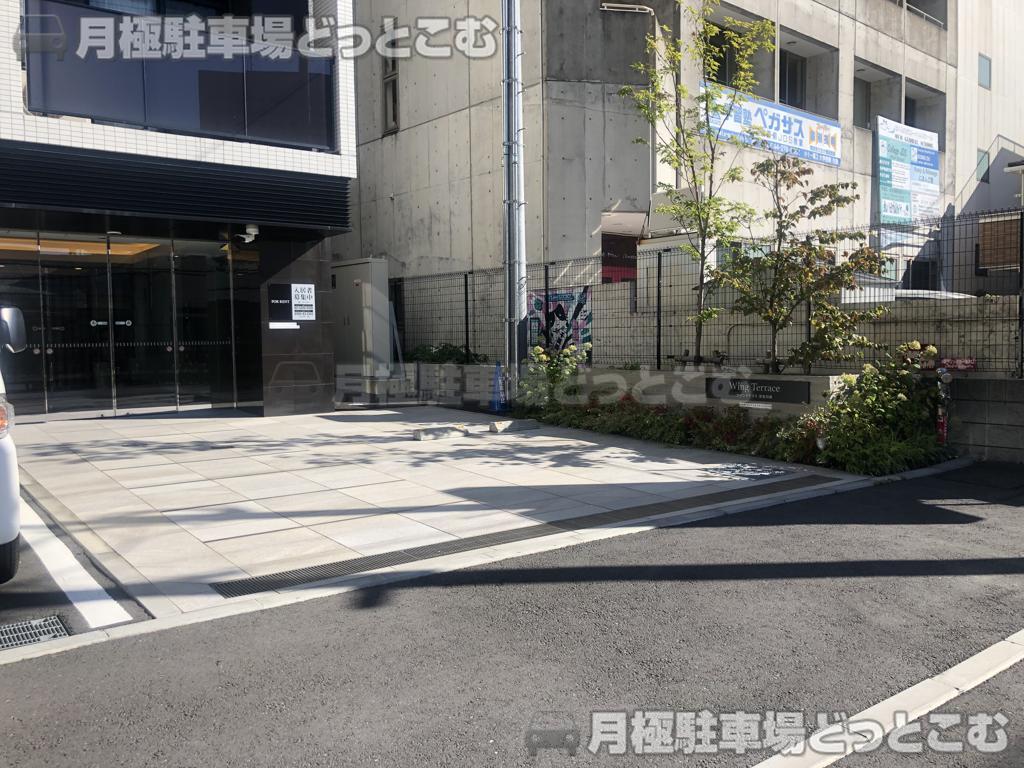 川崎市川崎区本町1-3-4の月極駐車場1