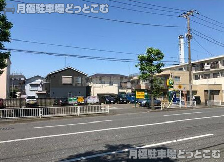 横浜市鶴見区上末吉5丁目151の月極駐車場3