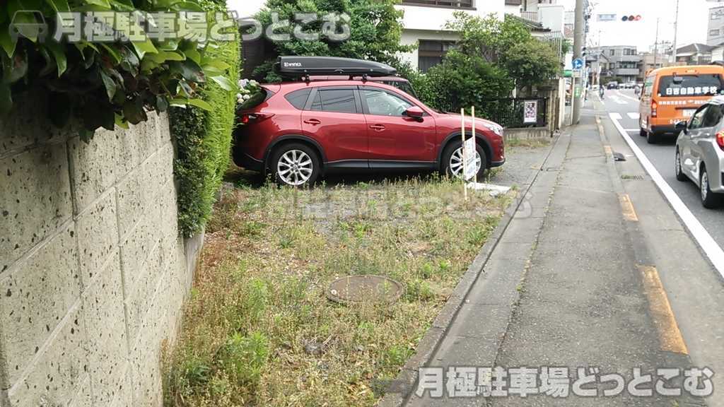 川崎市幸区東小倉18番の月極駐車場2
