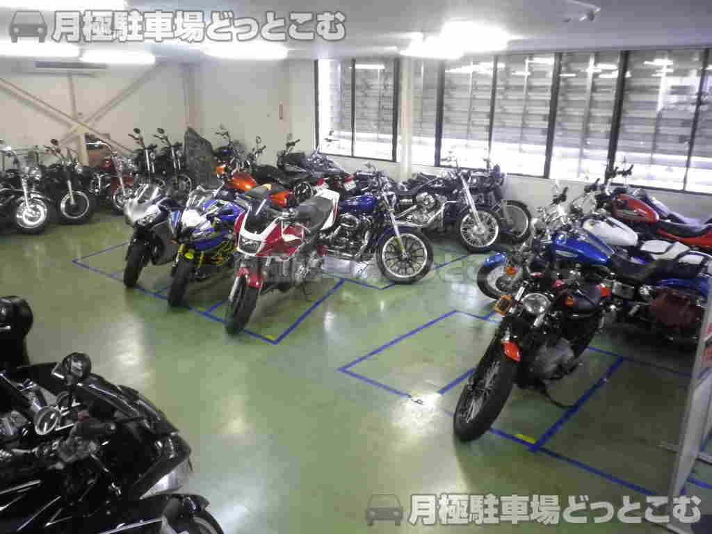 横浜市金沢区幸浦2-21-2の月極駐車場2