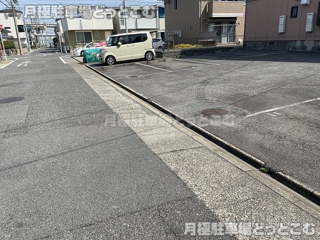 名古屋市中川区本前田町191の月極駐車場5
