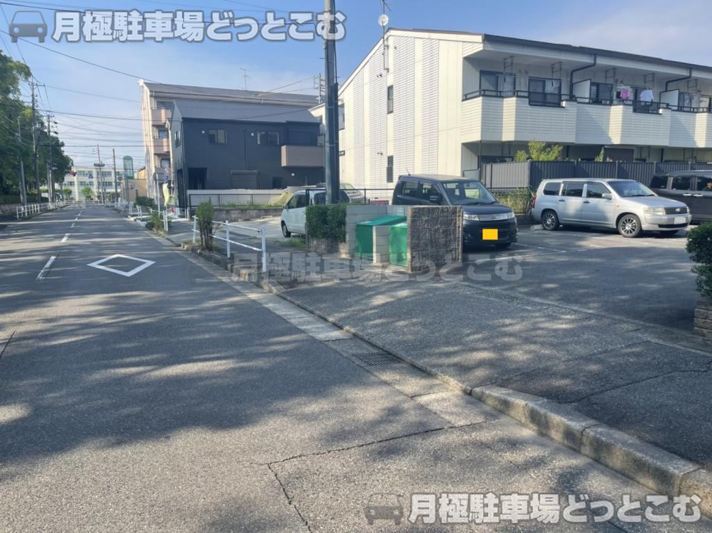 名古屋市港区春田野1丁目2406の月極駐車場8