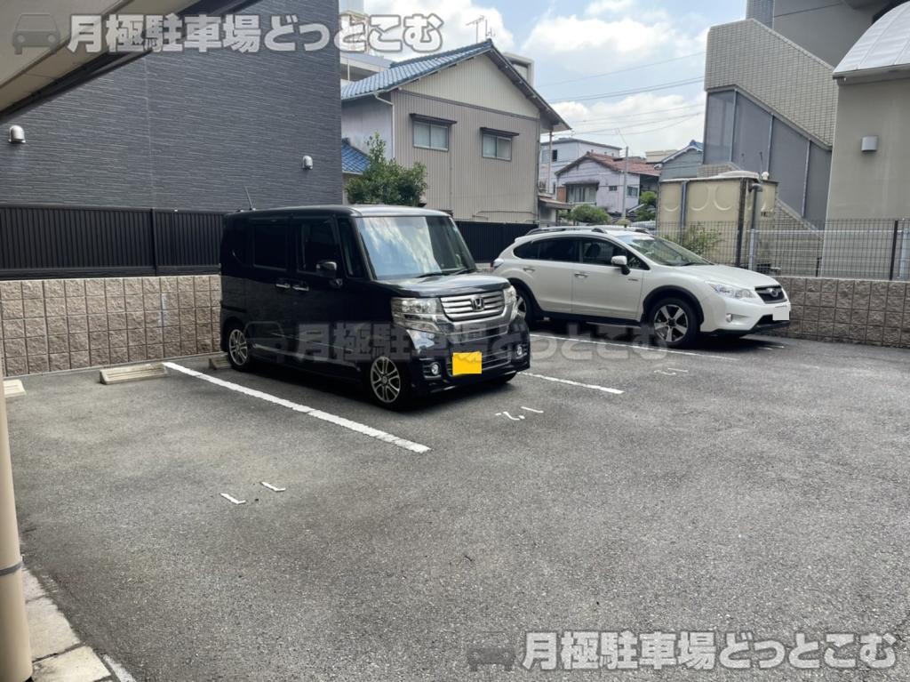 名古屋市西区上名古屋3丁目8-23の月極駐車場7