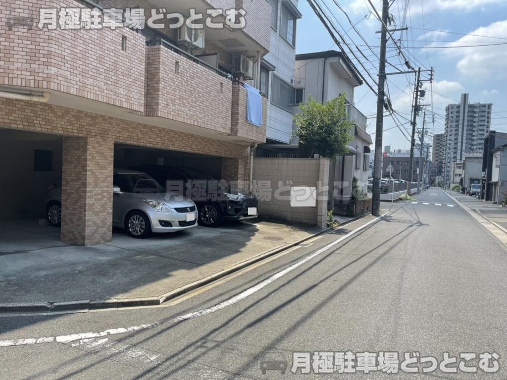 名古屋市西区幅下1丁目2-21の月極駐車場5