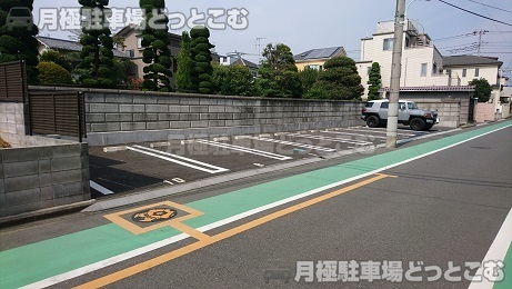 さいたま市浦和区元町2-18-24の月極駐車場2